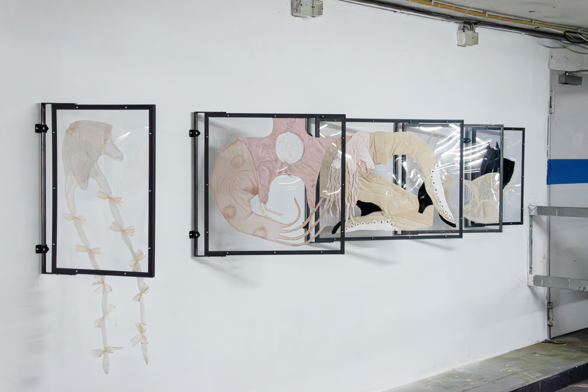 Emmélie Lempert, MUR BRUT, Kunsthalle Düsseldorf, Solo Exhibition