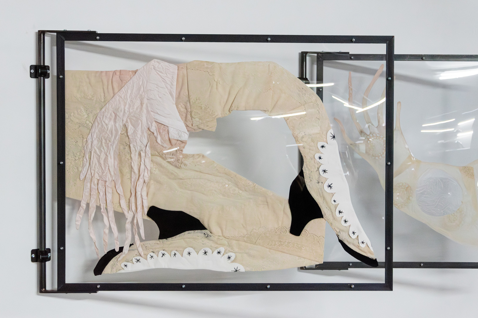 Emmélie Lempert, MUR BRUT, Kunsthalle Düsseldorf, Solo Exhibition